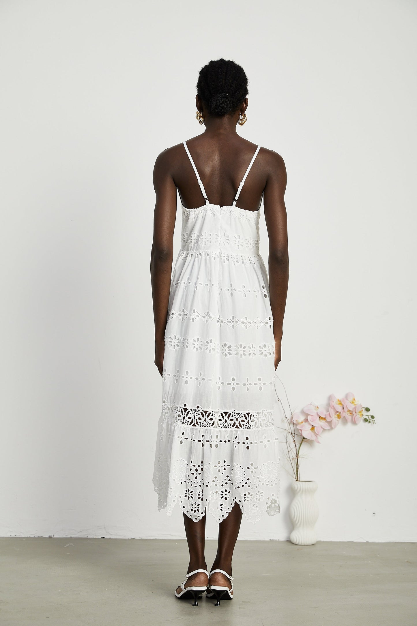 Coquette V-neck embroidered maxi dress