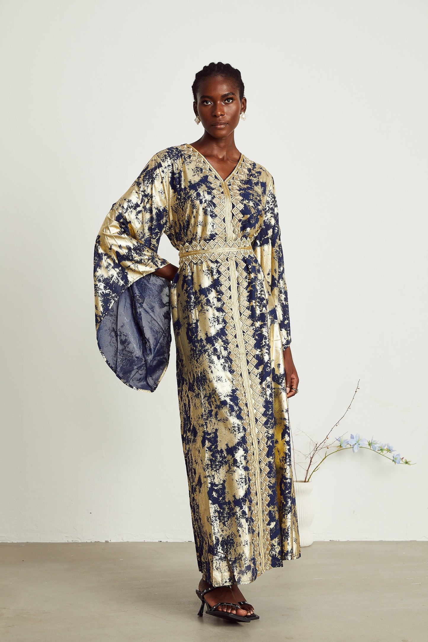 Stéphanie guipure-lace gilded maxi dress