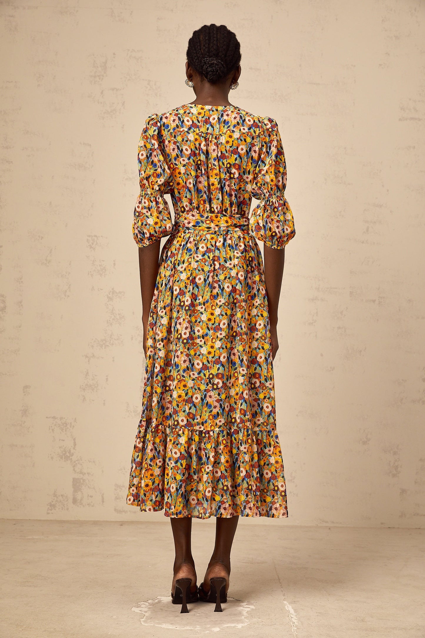 Éliane yellow V-neck floral-print midi dress
